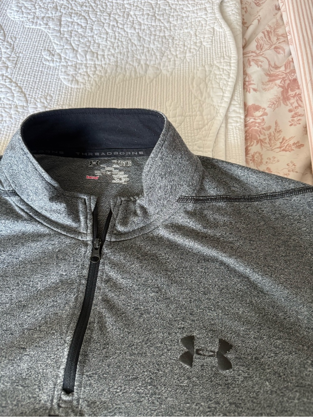 Under Armour Men's Heather Gray Lightweight Quarter-Zip Pullover